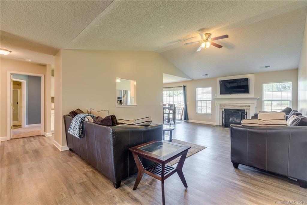 921 Poplar Forest Ridge Clover, SC 29710 - Photo 8 of 29 Gallery Image 8