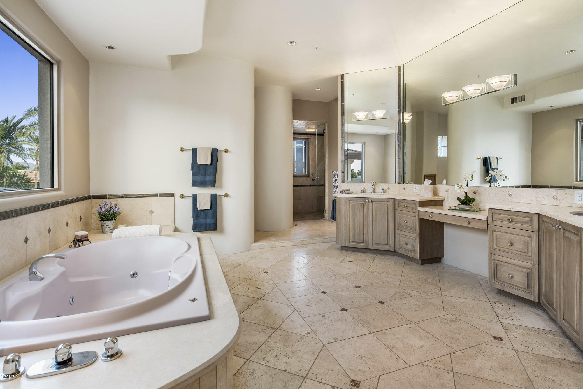 7475 East Gainey Ranch Road, Unit 18 Scottsdale, AZ 85258 - Photo 29 of 48 DSC07743