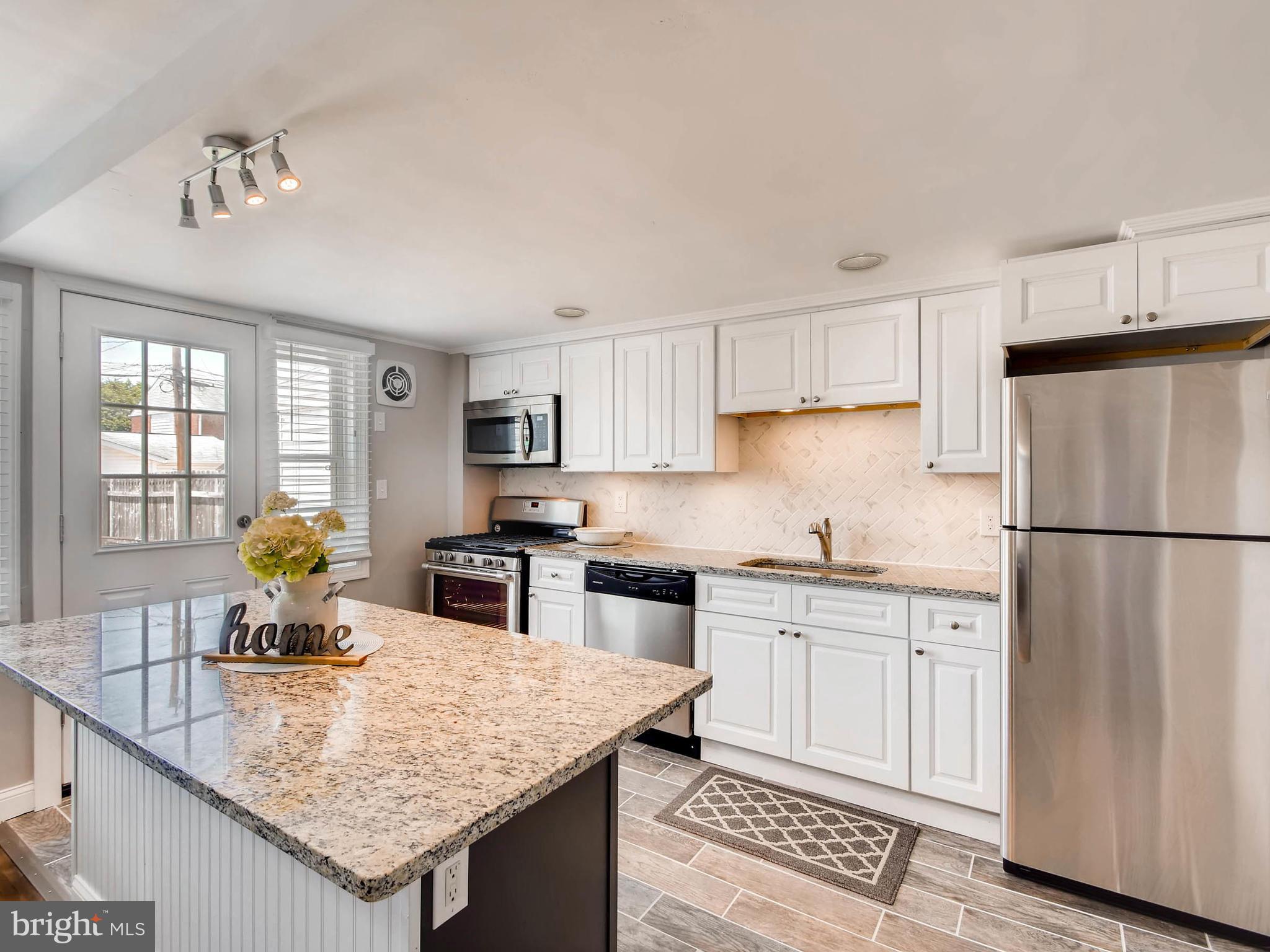 1722 Melbourne Road Baltimore, MD 21222 - Photo 6 of 21 New Stainless Appliances, Overhead Lighting