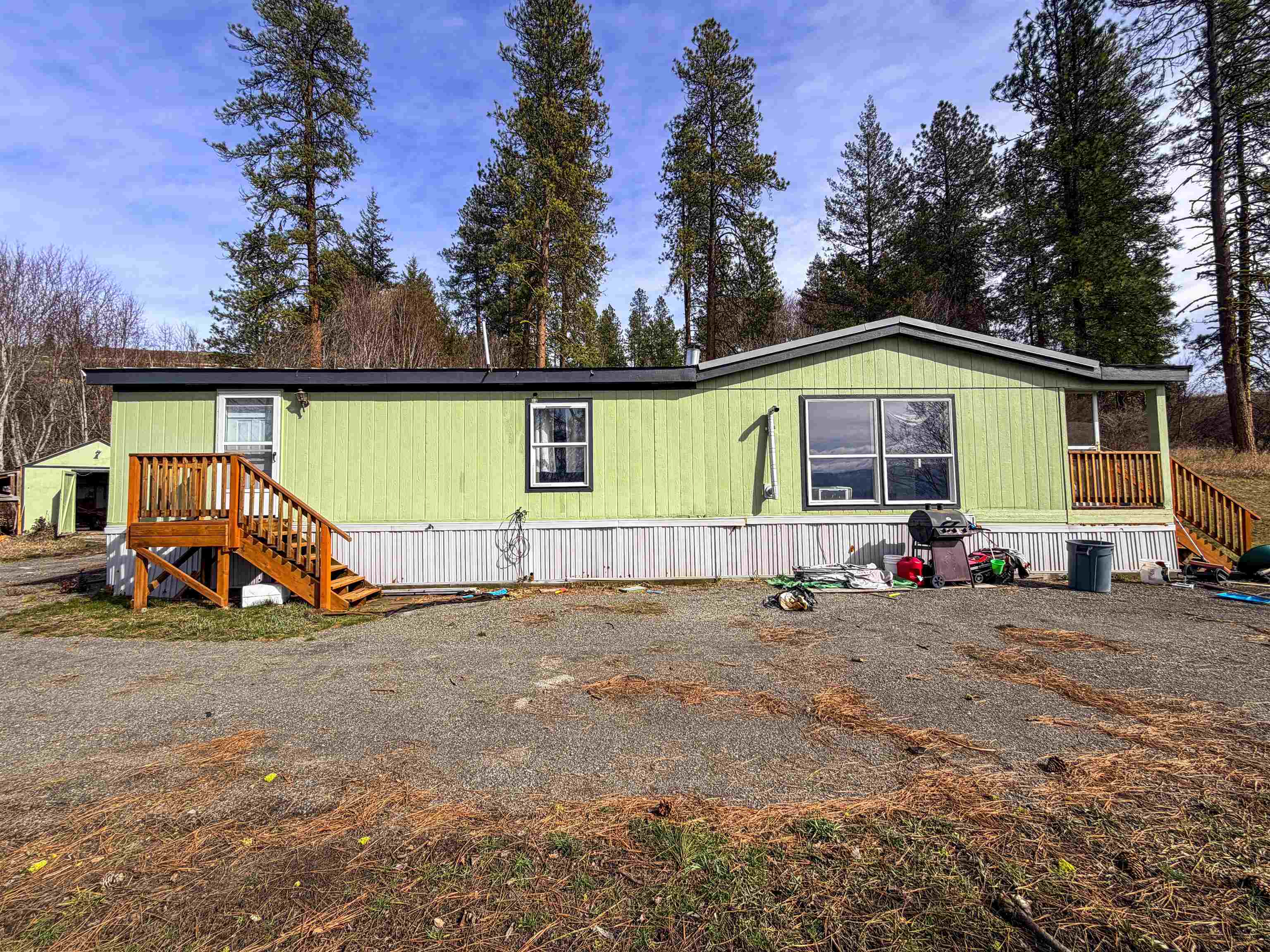 2897 McNitt Road Kettle Falls, WA 99141 - Photo 2 of 42