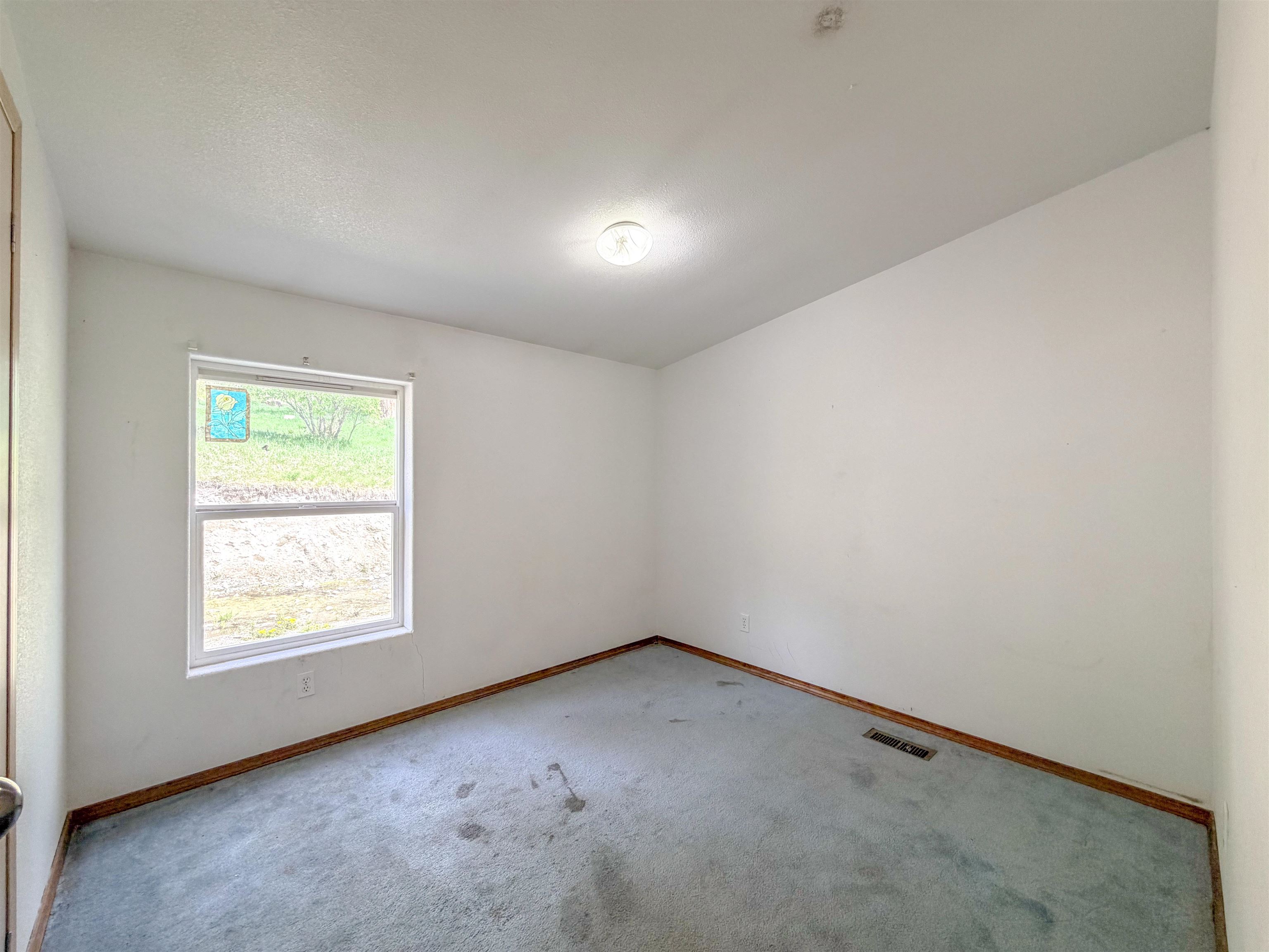 2897 McNitt Road Kettle Falls, WA 99141 - Photo 23 of 47