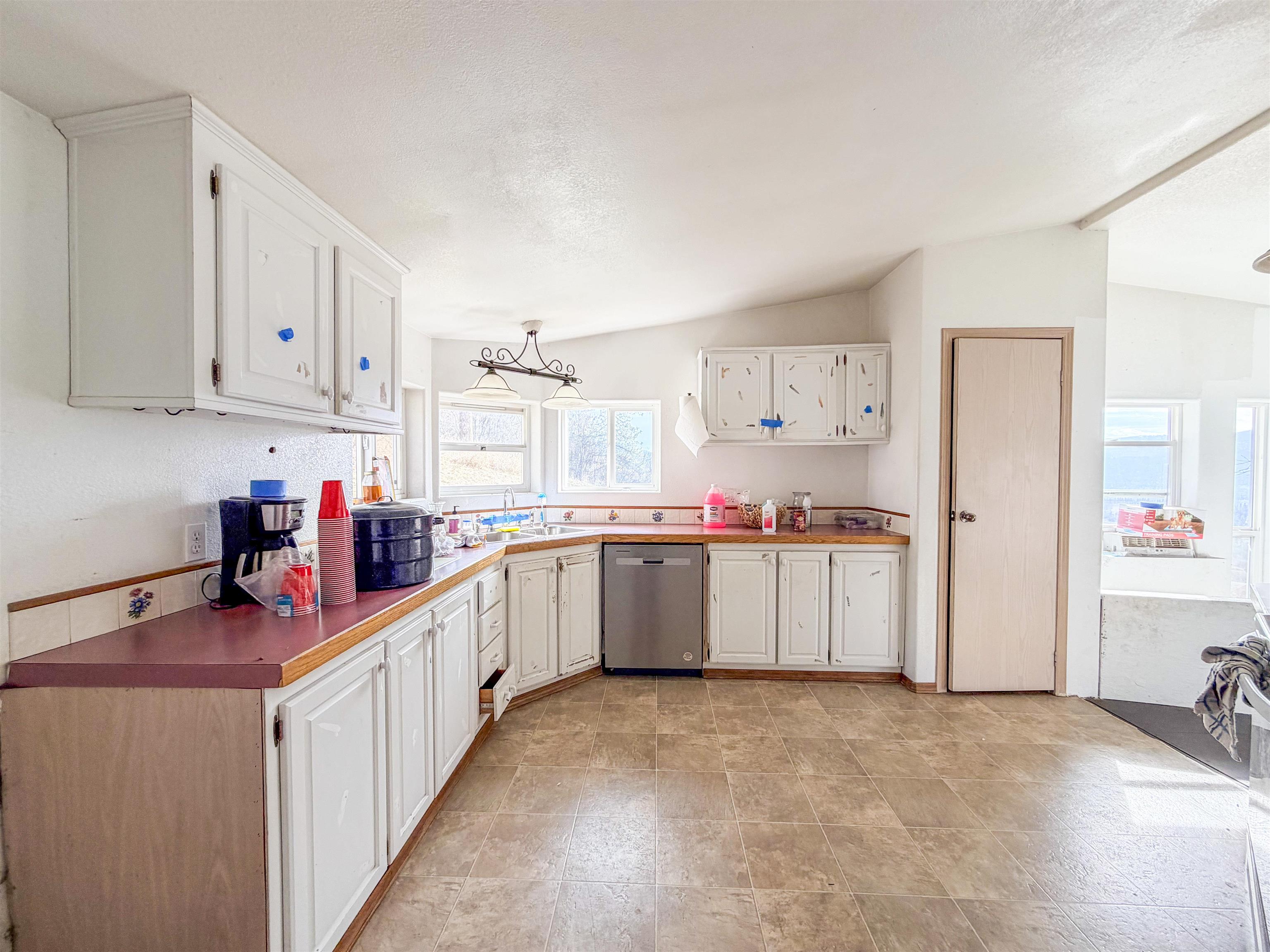 2897 McNitt Road Kettle Falls, WA 99141 - Photo 9 of 42