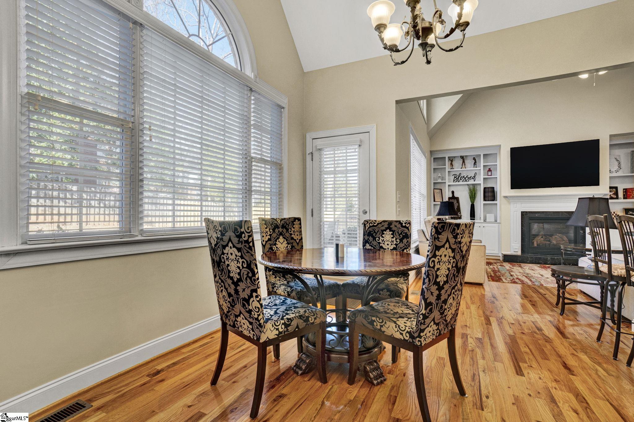 721 Carriage Hill Road Simpsonville, SC 29681 - Photo 10 of 39