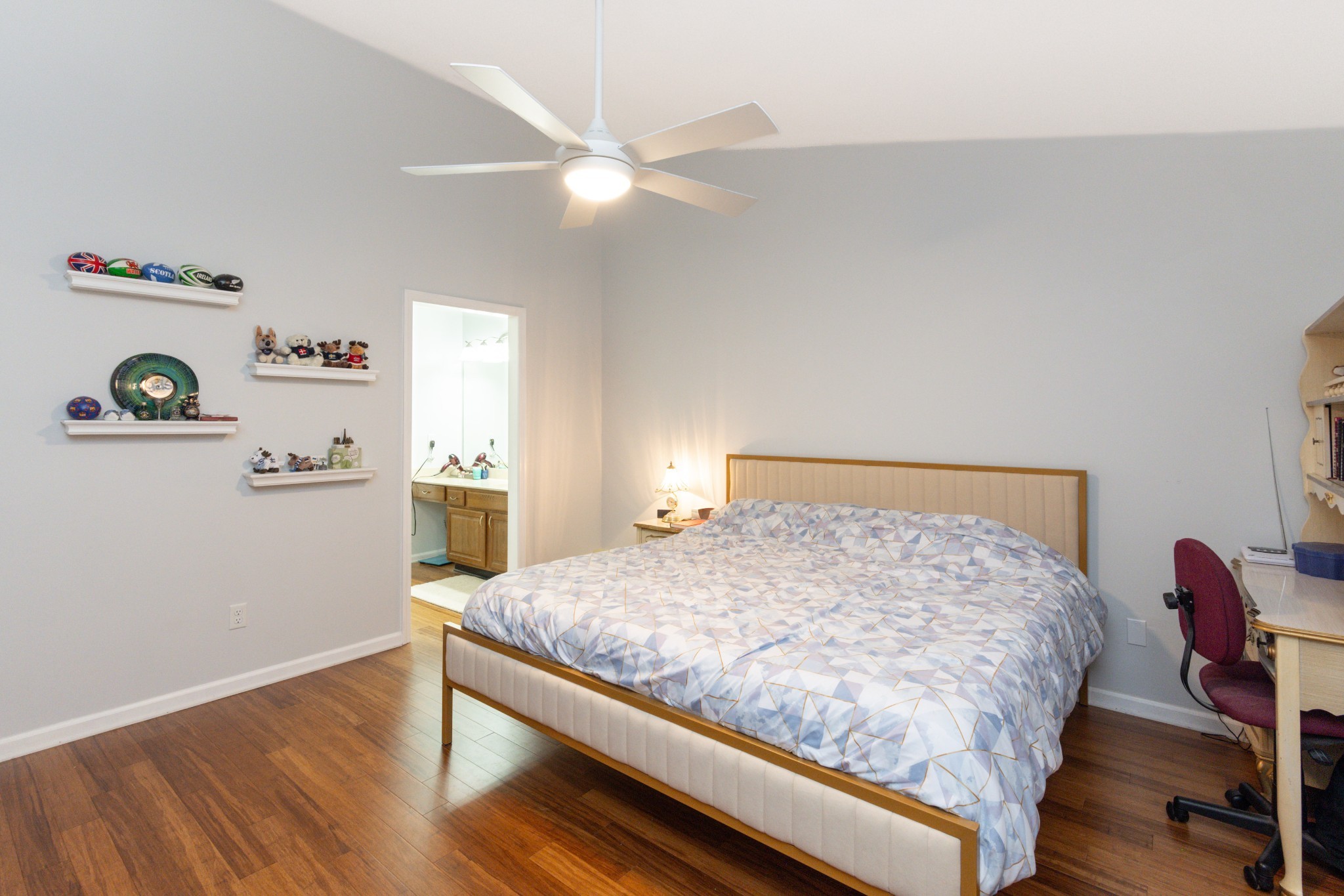 135 Pepper Ridge Circle Antioch, TN 37013 - Photo 15 of 25 Gallery Image 15