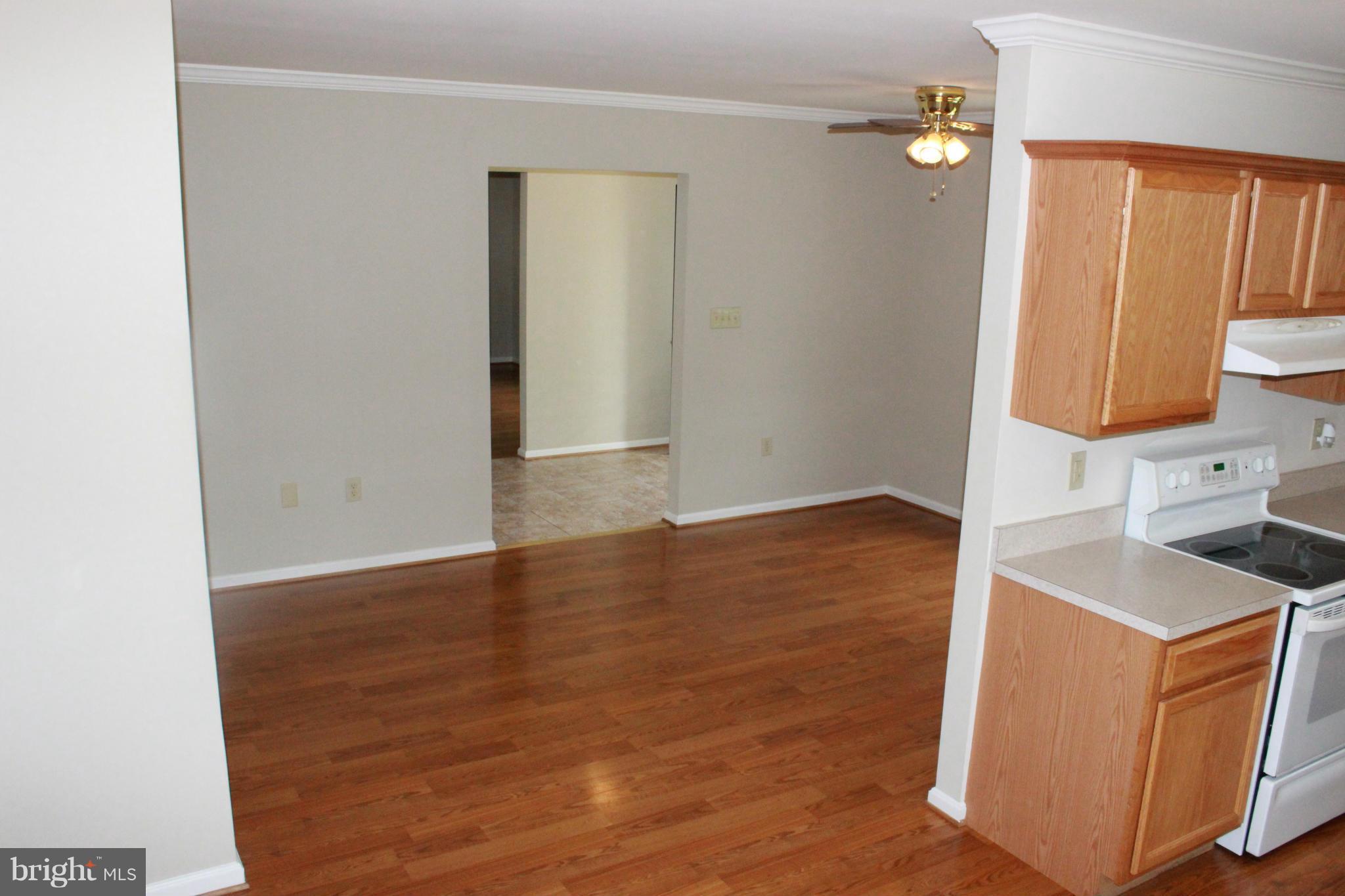 10100 Allentown Road Fort Washington, MD 20744 - Photo 3 of 6 Dining Room