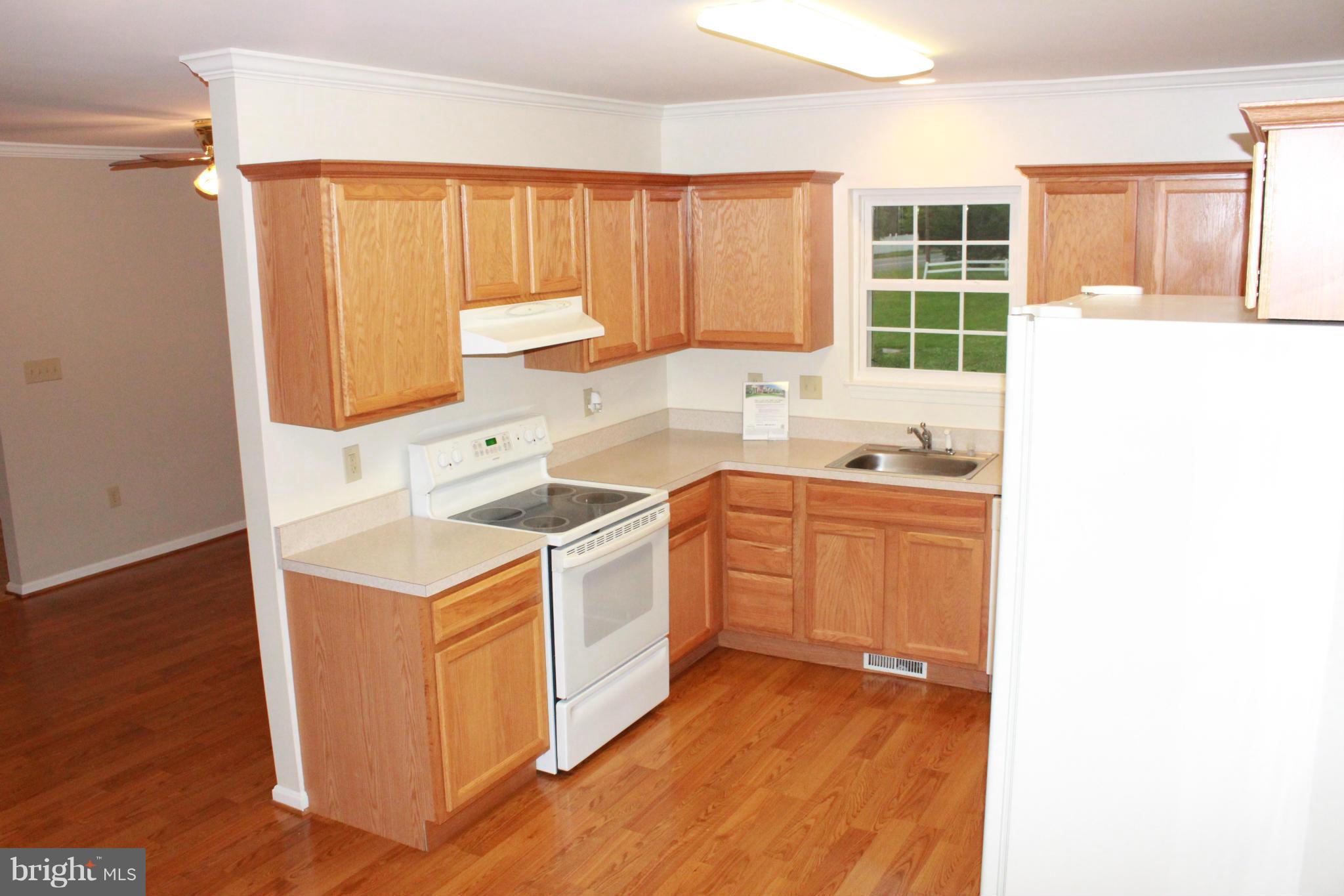 10100 Allentown Road Fort Washington, MD 20744 - Photo 5 of 6 Kitchen
