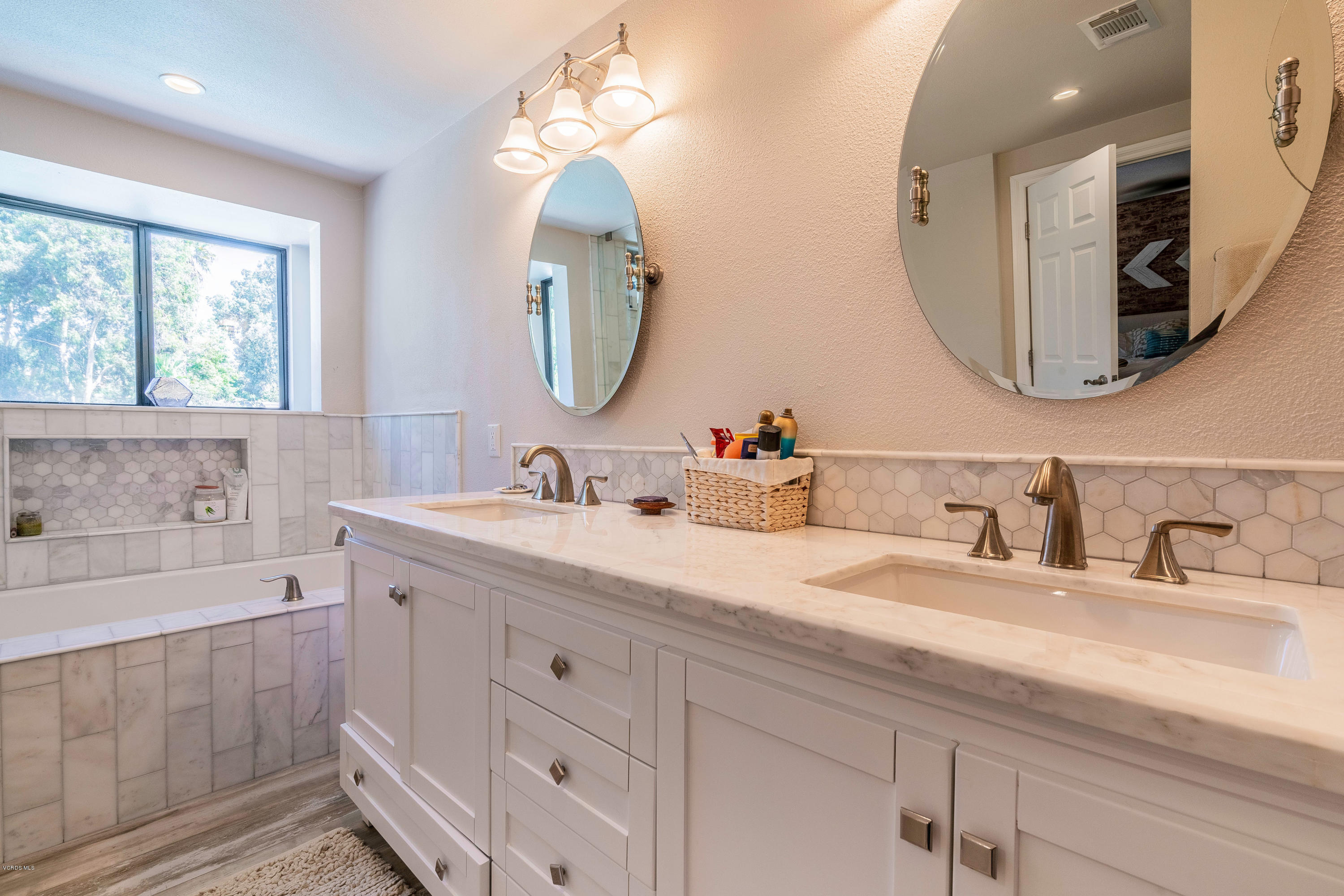 384 Valley Gate Road Simi Valley, CA 93065 - Photo 26 of 45 384 Valley Gate Rd Simi Valley-print-026