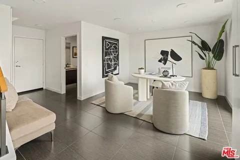 $1,895,000 | 310 Washington Boulevard, Unit 504, Marina del Rey, CA 90292