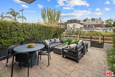 $1,895,000 | 310 Washington Boulevard, Unit 504, Marina del Rey, CA 90292