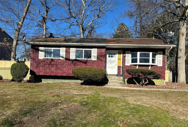 $400,000 | 221 State Avenue, Wyandanch, NY 11798