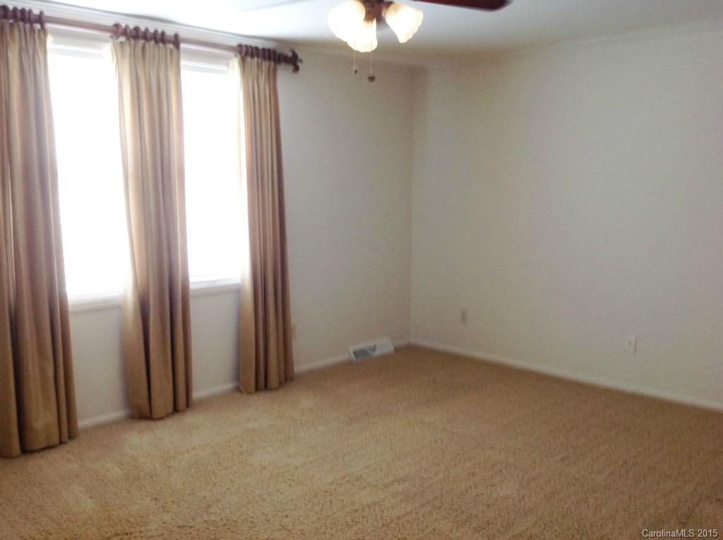 407 Chestnut Ridge Road Kings Mountain, NC 28086 - Photo 11 of 24 Gallery Image 11