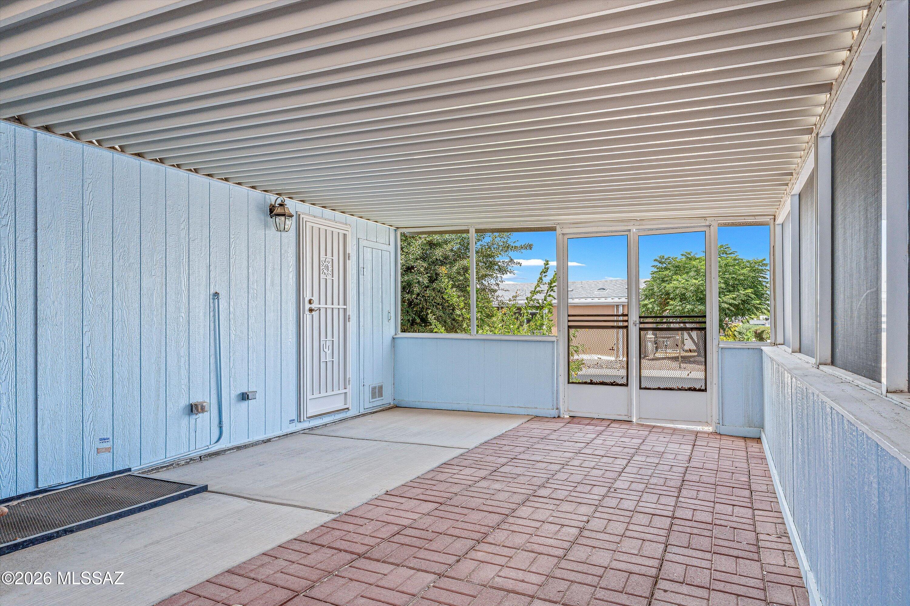 8401 South Kolb Road, Unit 524 Tucson, AZ 85756 - Photo 4 of 31 Screened Porch