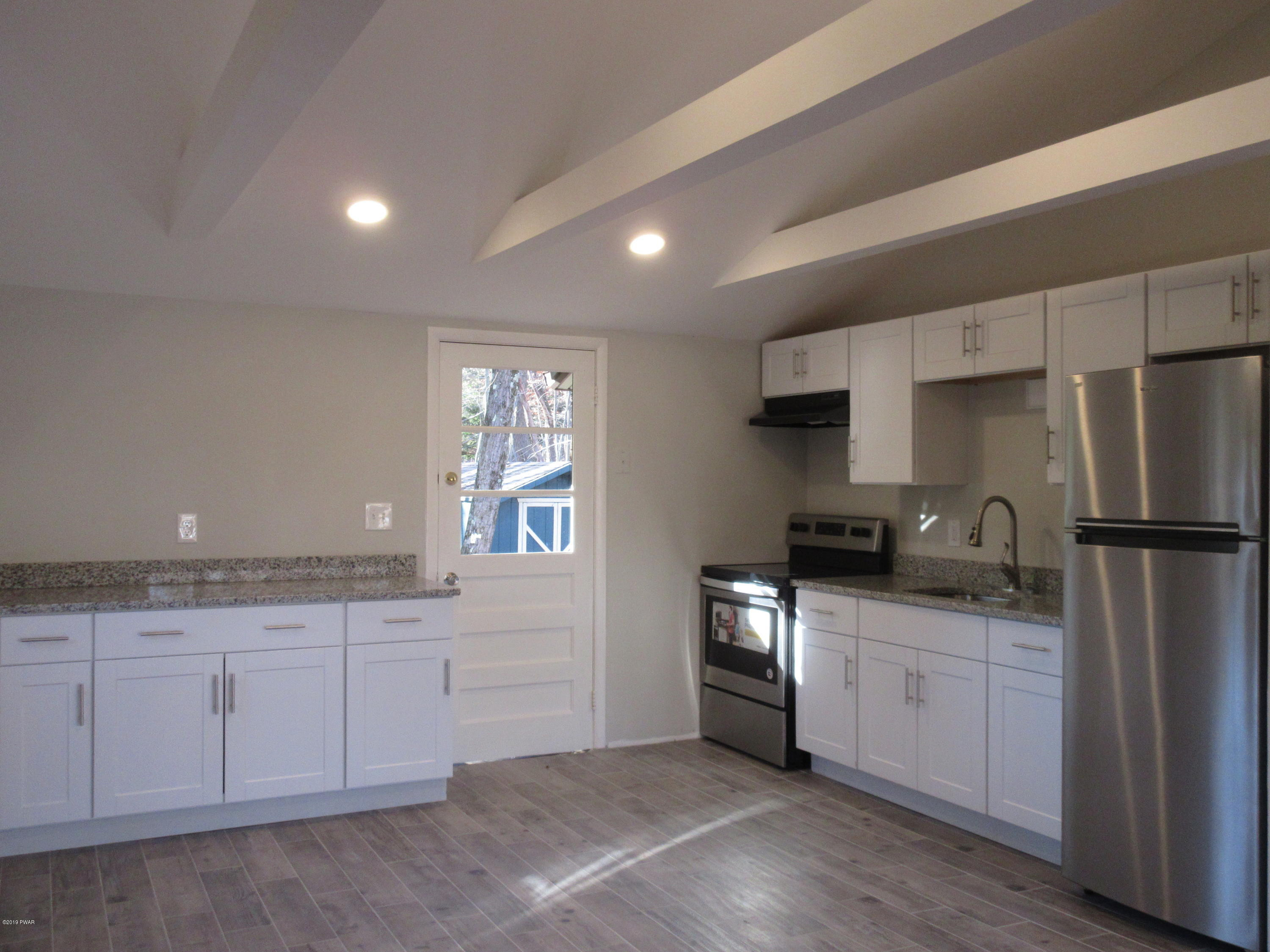 163 Skyview Road Dingmans Ferry, PA 18328 - Photo 3 of 12 Kitchen