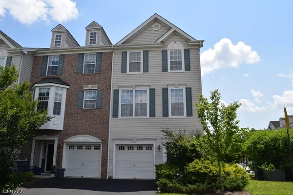 $2,500 | 2 Hope Street, Phillipsburg, NJ 08865
