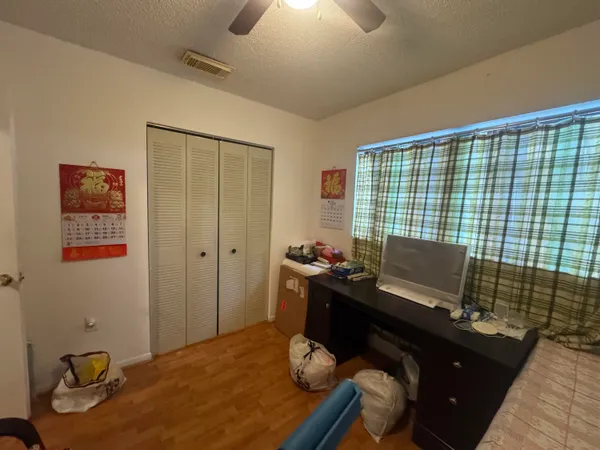 $499,000 | 2446 West 70th Place, Hialeah, FL 33016