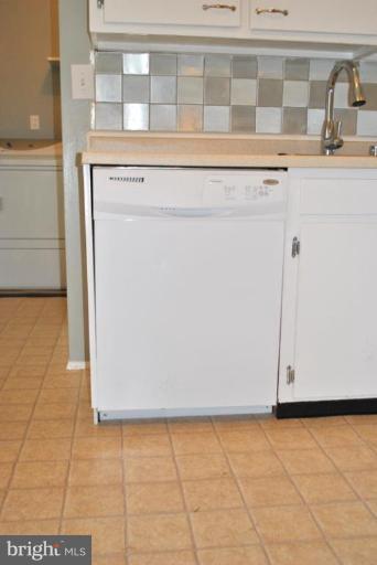 6601 Fargo Street Springfield, VA 22150 - Photo 7 of 15 Brand new dishwasher