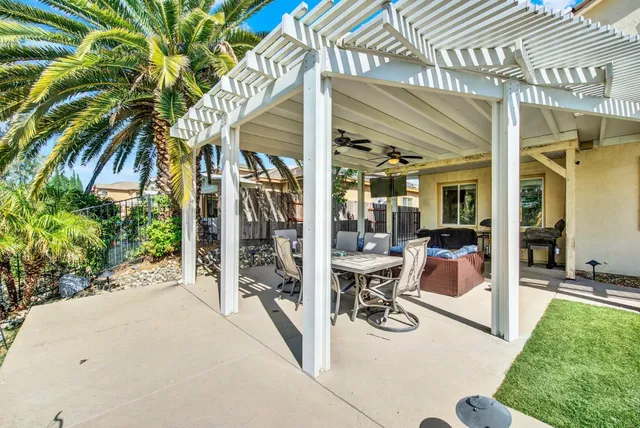 $715,000 | 33565 Wildwing Drive, Woodland, CA 95695