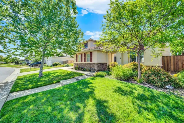 $715,000 | 33565 Wildwing Drive, Woodland, CA 95695