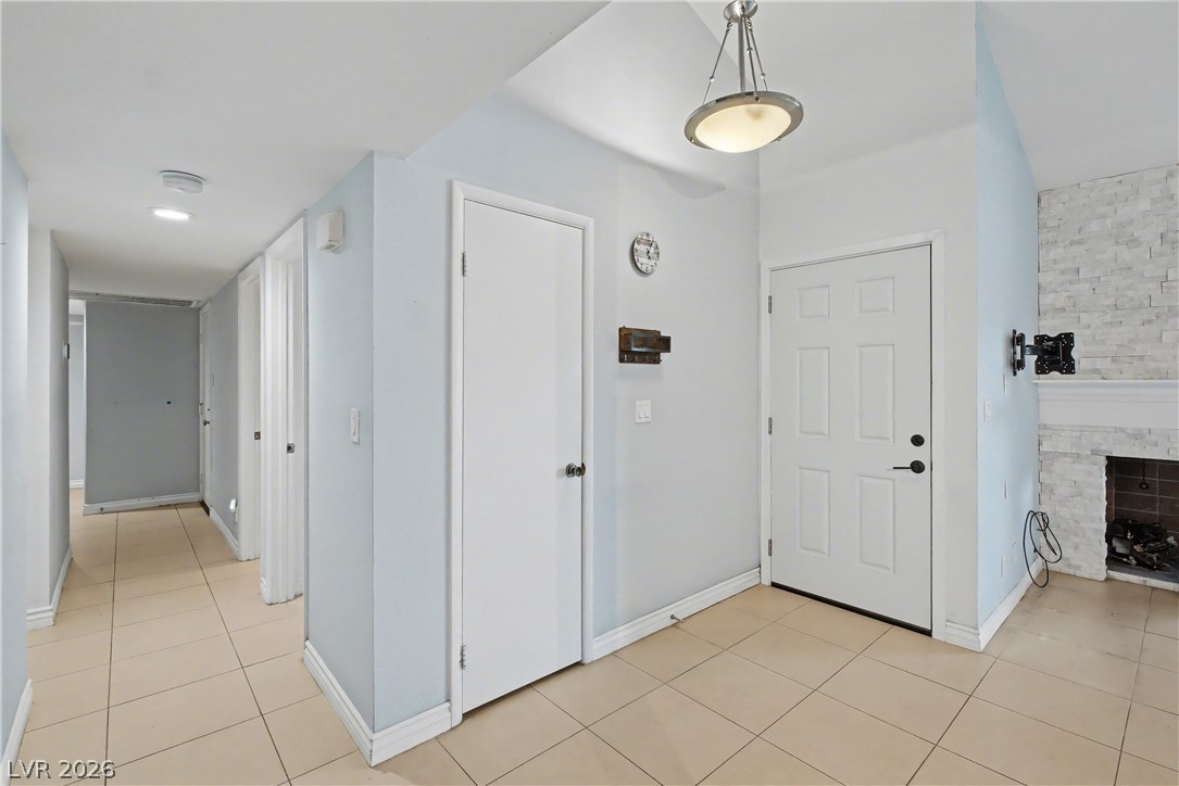 5620 Roseridge Avenue Las Vegas, NV 89107 - Photo 16 of 52