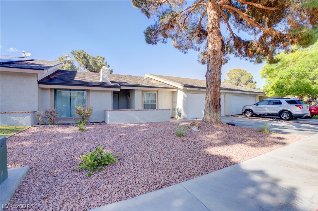 5620 Roseridge Avenue Las Vegas, NV 89107 - Photo 2 of 52