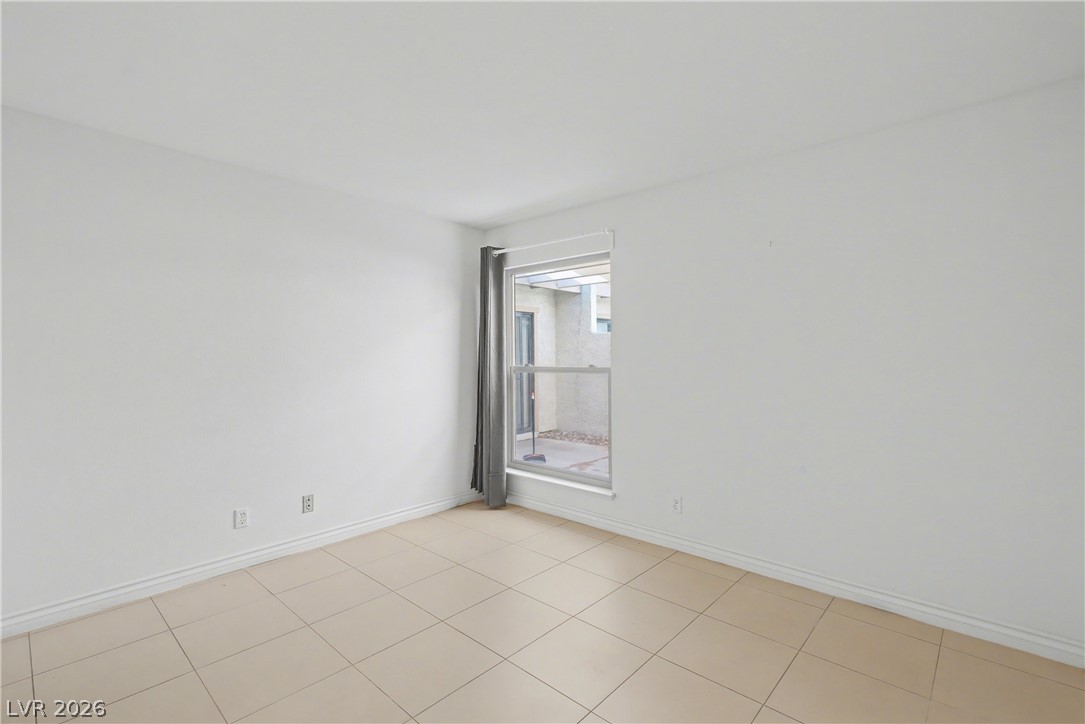5620 Roseridge Avenue Las Vegas, NV 89107 - Photo 29 of 52