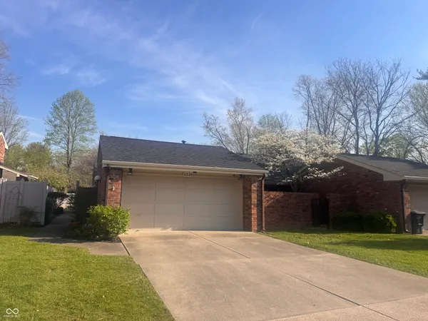 $269,900 | 4228 Mockernut Court, Columbus, IN 47201