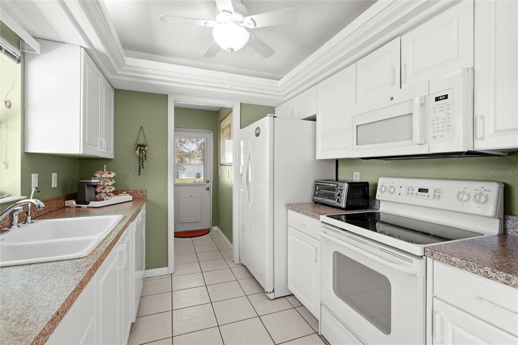 2240 Gentian Road Venice, FL 34293 - Photo 23 of 51