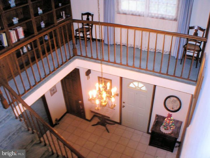 840 Doe Run Road Newark, DE 19711 - Photo 8 of 19 Foyer