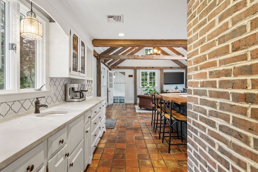 908 Main Street Norwell, MA 02061 - Photo 6 of 40