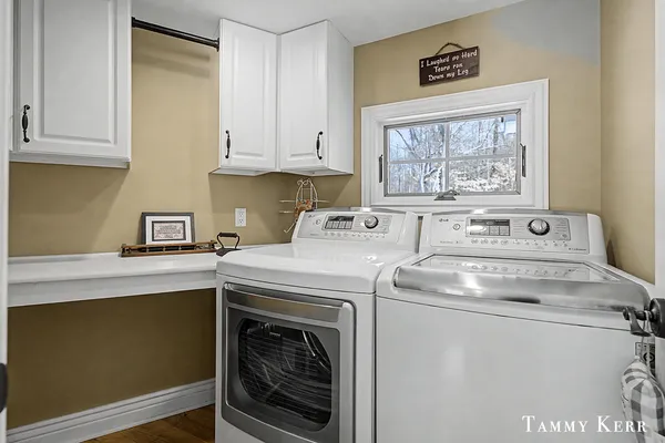 $749,000 | 6375 143rd Avenue, Holland, MI 49423