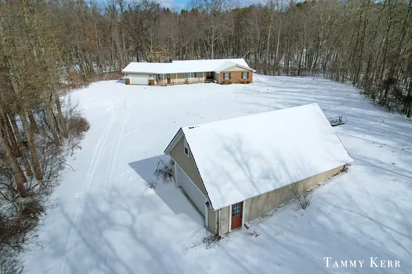 $749,000 | 6375 143rd Avenue, Holland, MI 49423