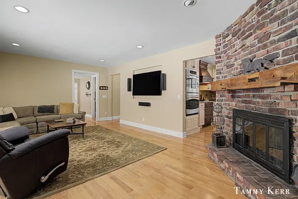$749,000 | 6375 143rd Avenue, Holland, MI 49423