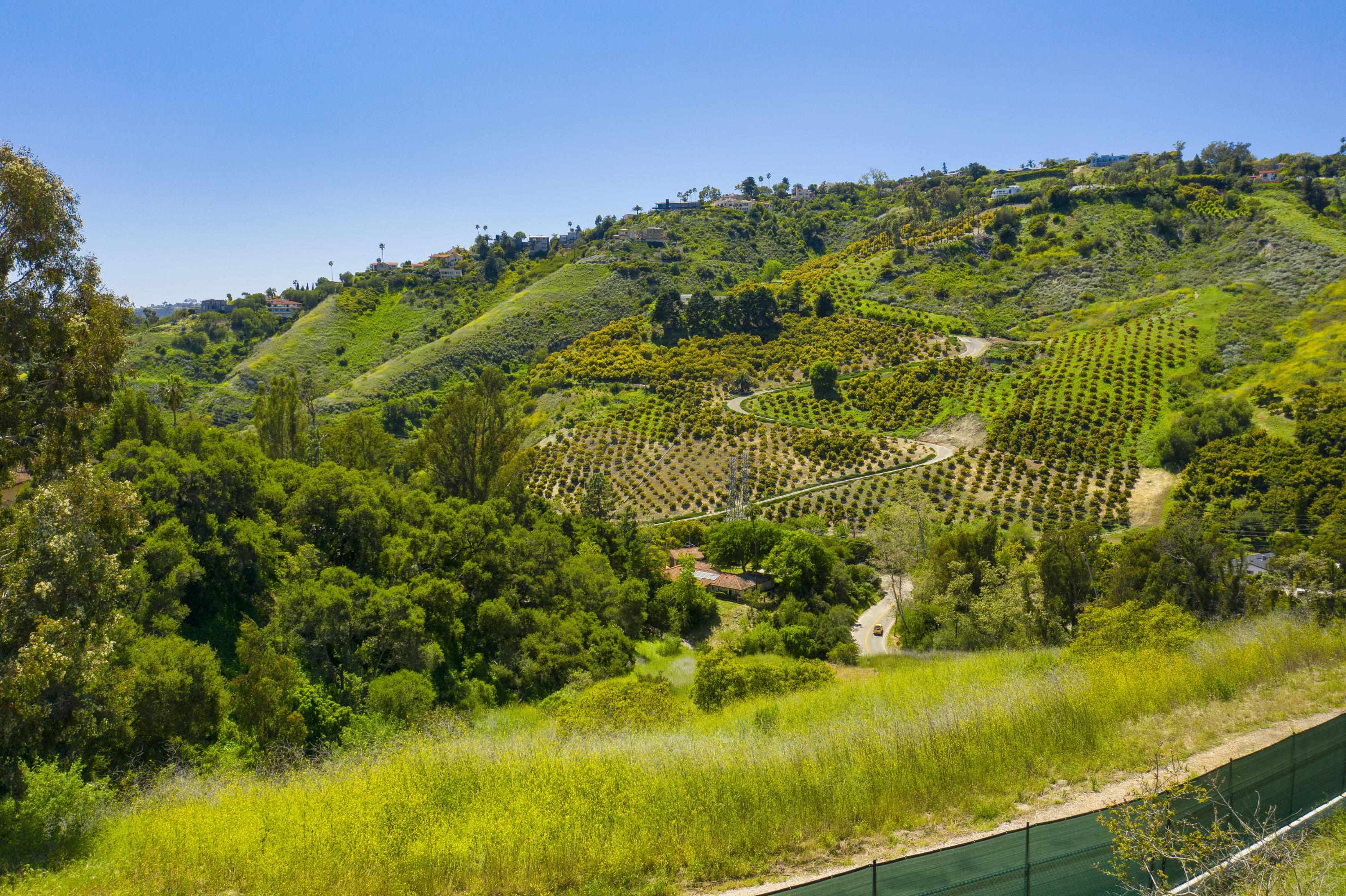 557 Sycamore Vista Road Santa Barbara, CA 93108 - Photo 2 of 4 Top of Driveway