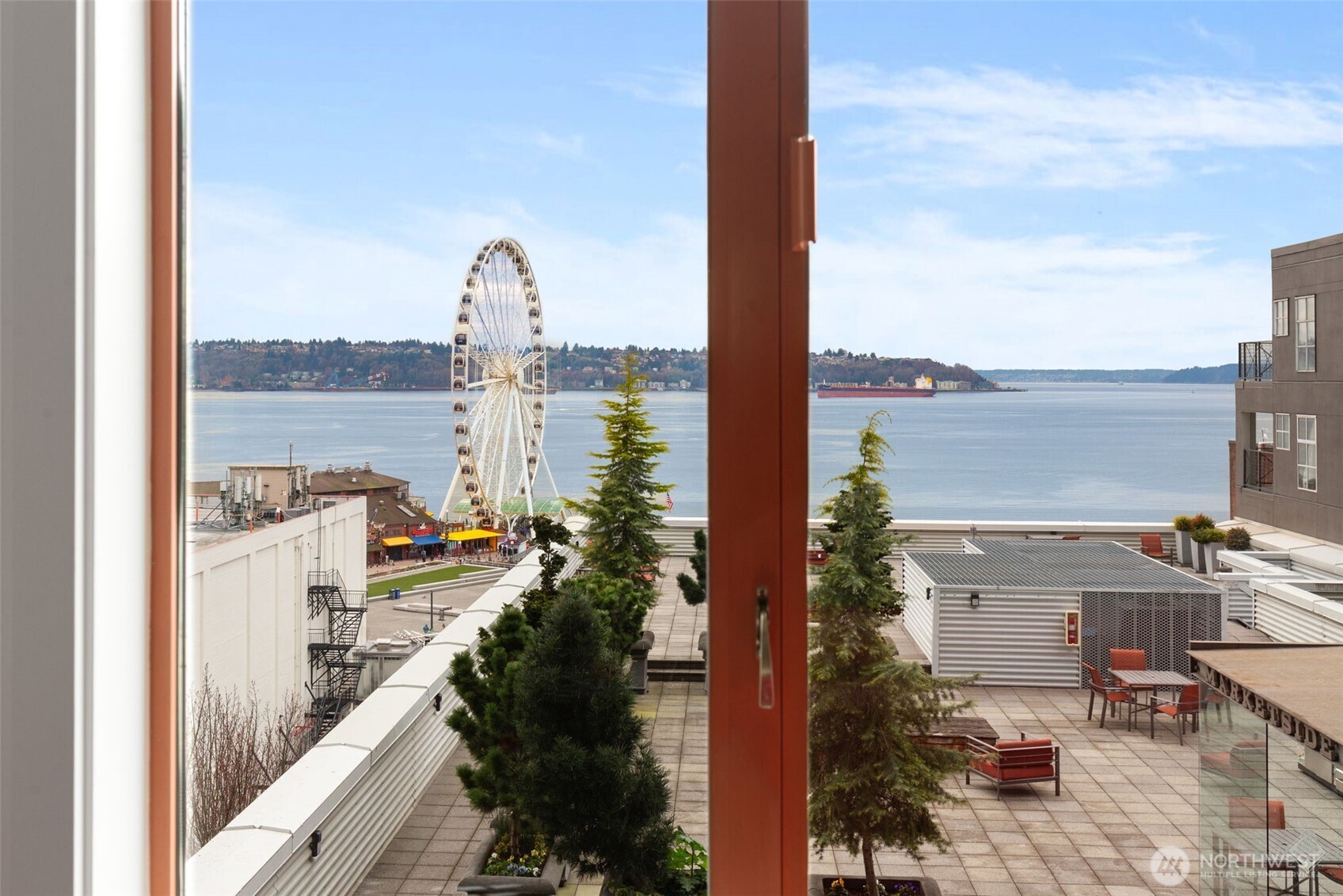 98 Union Street, Unit 206 Seattle, WA 98101 - Photo 7 of 35 a picture of city view
