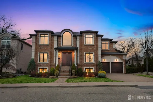 $2,490,000 | 1355 Abbott Boulevard, Fort Lee, NJ 07024