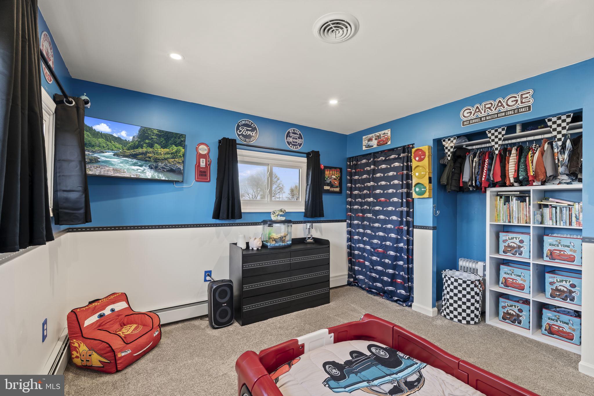 17 Gun Road Levittown, PA 19057 - Photo 18 of 35