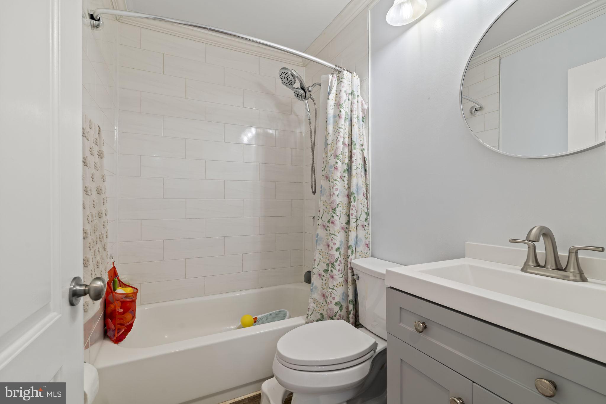 17 Gun Road Levittown, PA 19057 - Photo 22 of 35