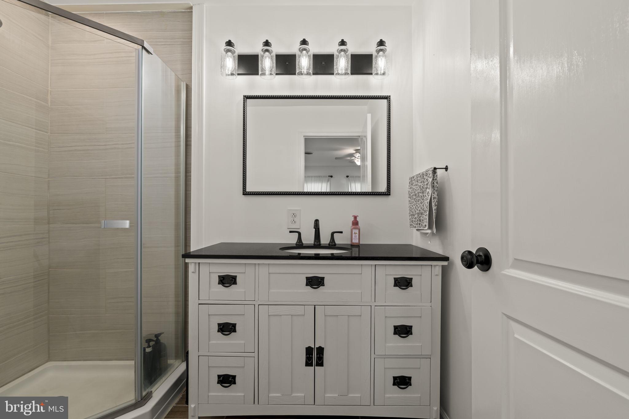 17 Gun Road Levittown, PA 19057 - Photo 27 of 35