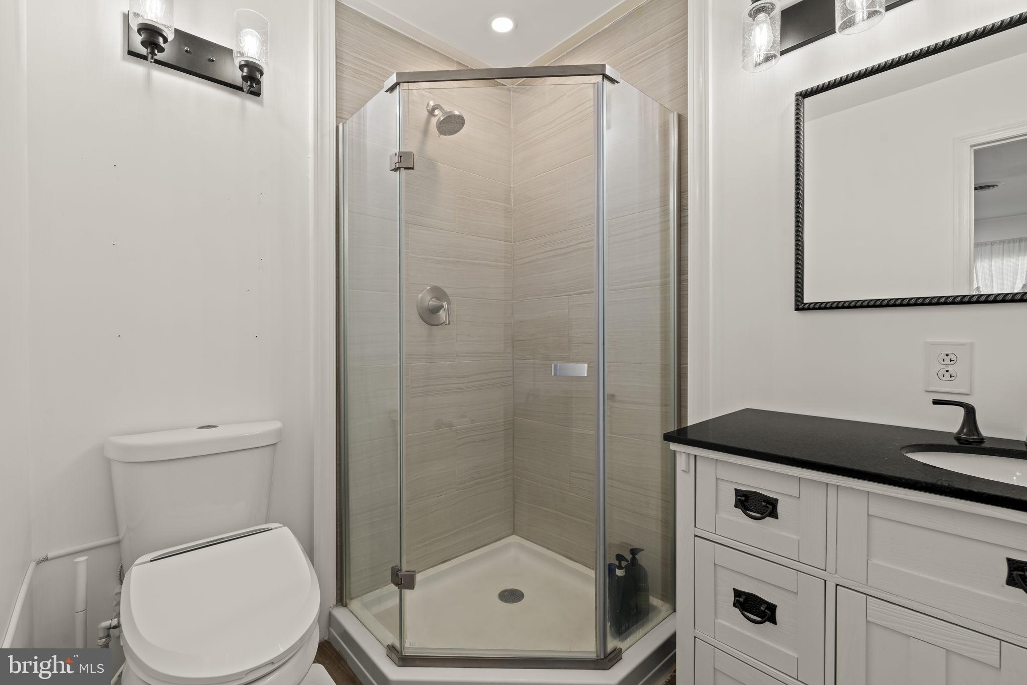 17 Gun Road Levittown, PA 19057 - Photo 28 of 35