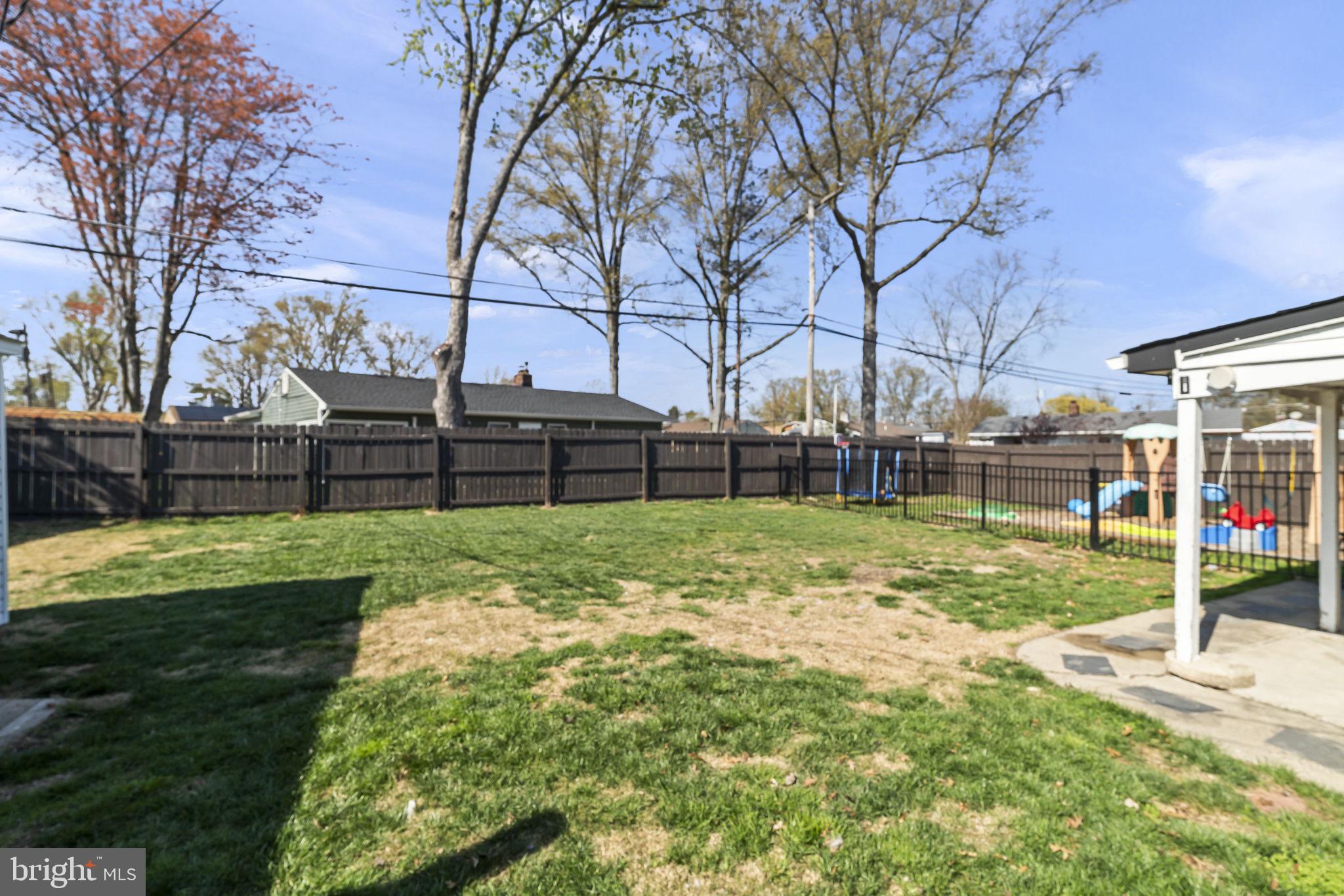 17 Gun Road Levittown, PA 19057 - Photo 32 of 35