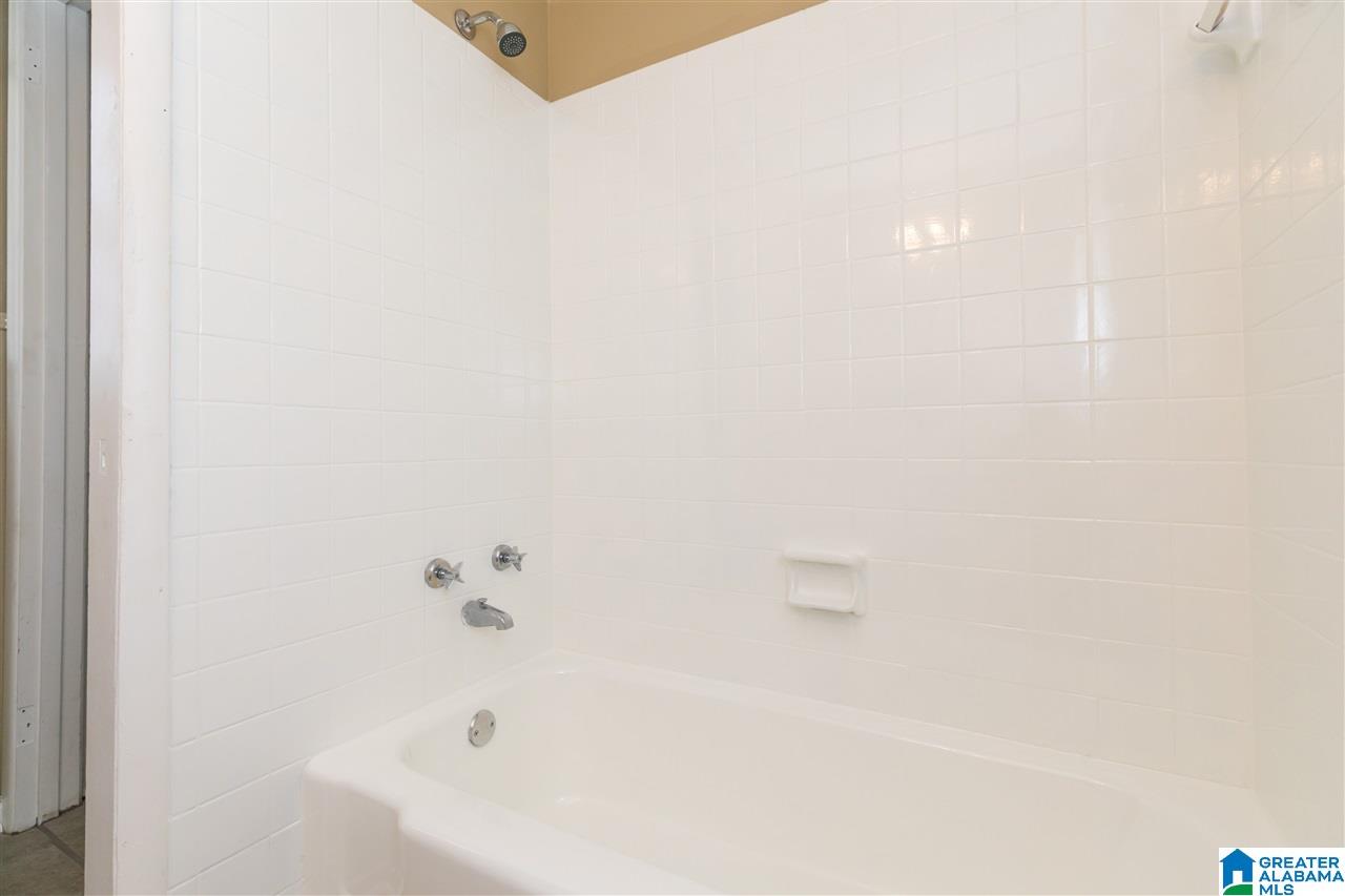5721 Walnut Grove Road Birmingham, AL 35215 - Photo 13 of 28