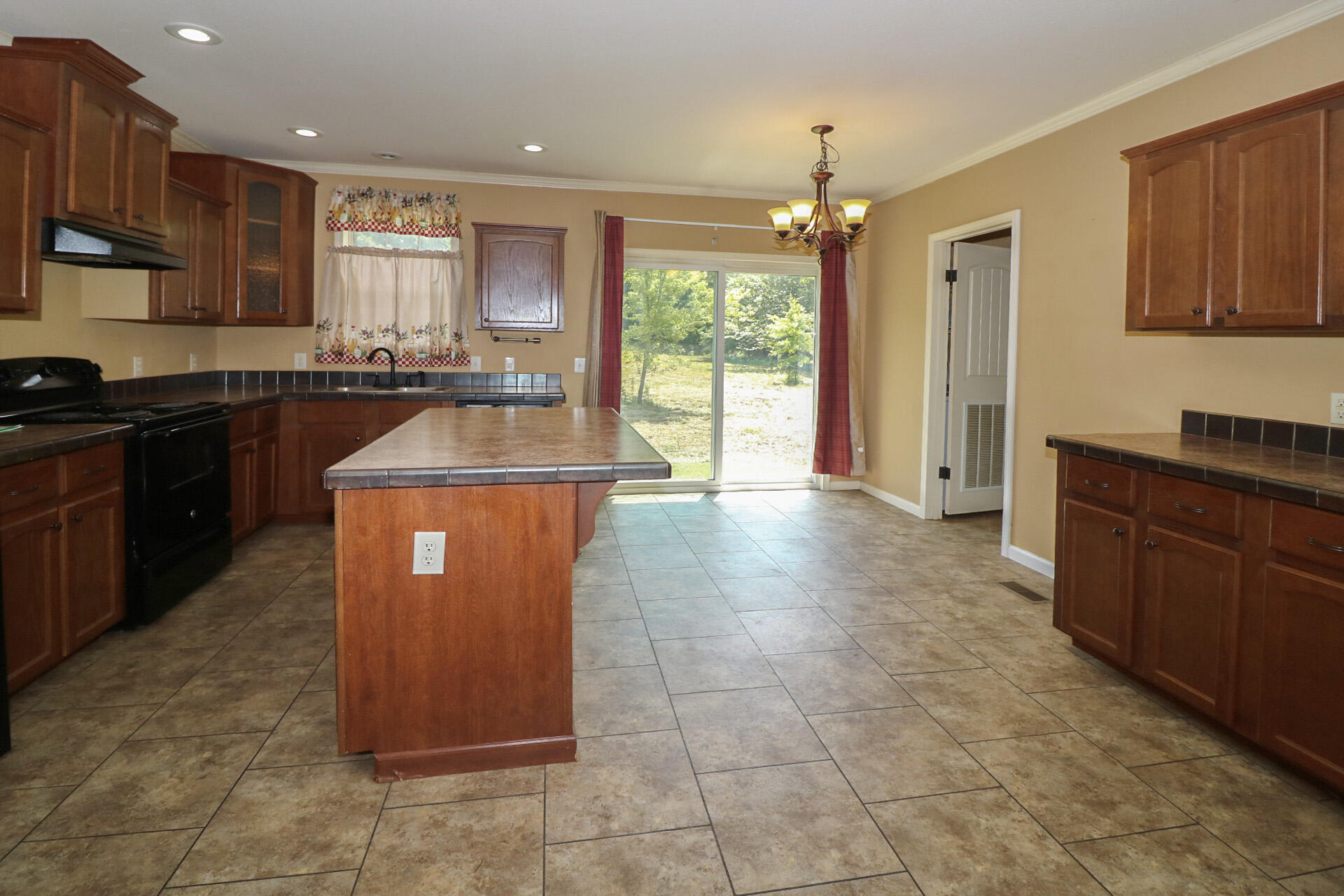 2014 Husband Road Paducah, KY 42003 - Photo 12 of 28 15