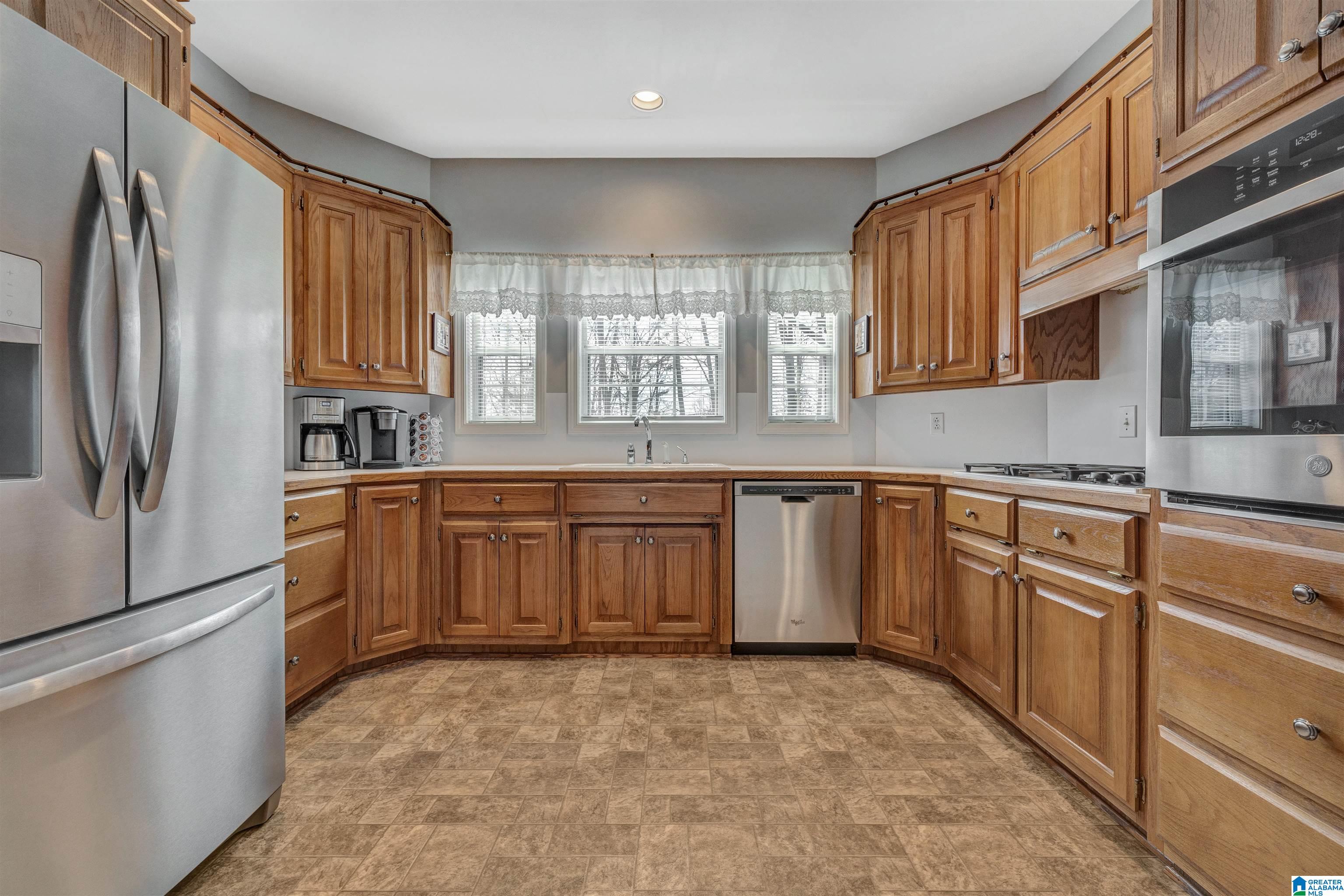 1775 Cedar Creek Road Odenville, AL 35120 - Photo 7 of 40
