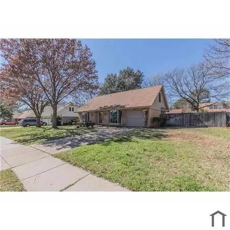 $1,950 | 3509 East Bangor Court, Irving, TX 75062