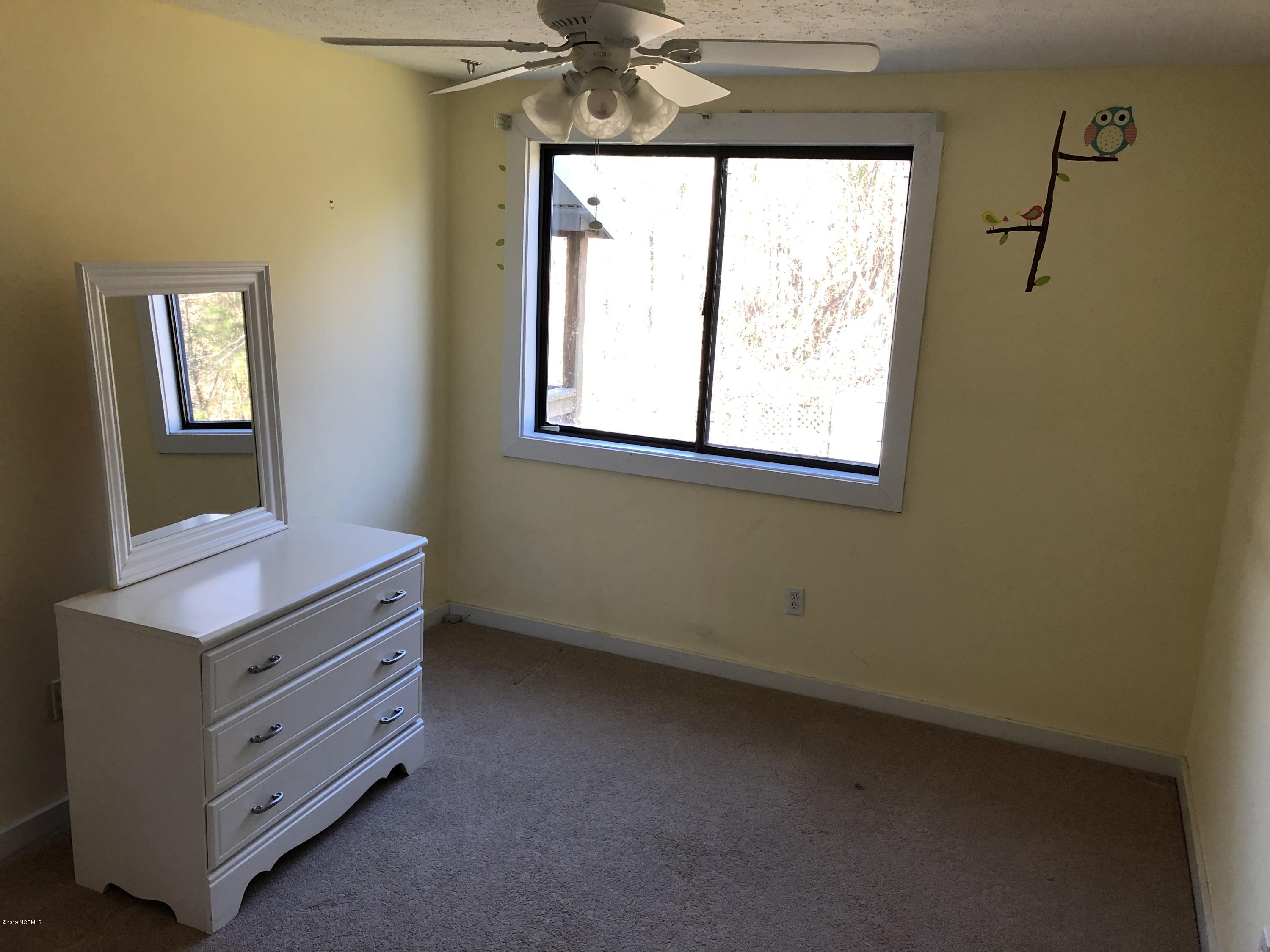 412 Friendly Road Morehead City, NC 28557 - Photo 13 of 21 Bedroom # 3