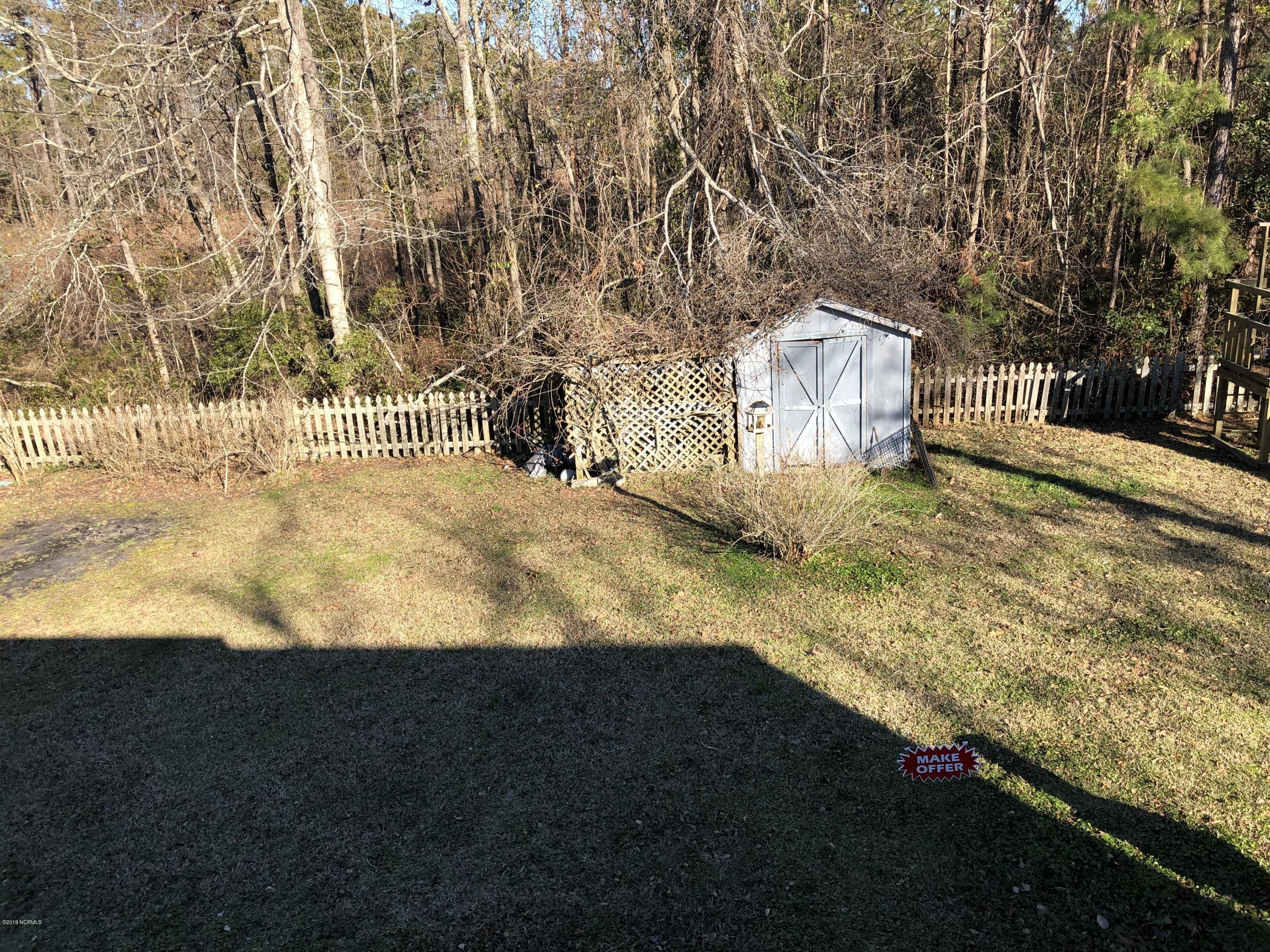 412 Friendly Road Morehead City, NC 28557 - Photo 20 of 21 Out building and backyard