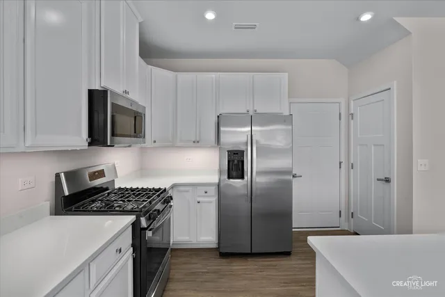 $2,750 | 3391 Helene Rieder Drive, Montgomery, IL 60538