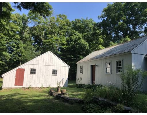 870 Bay Road Amherst, MA 01002 - Photo 8 of 37