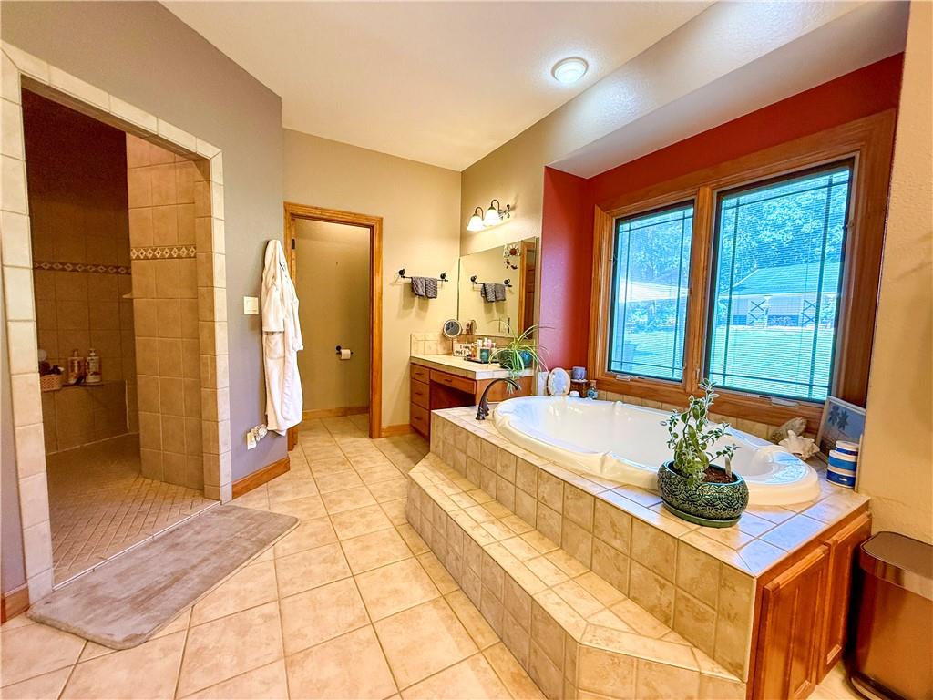 2163 East 500 Road Lecompton, KS 66050 - Photo 25 of 98