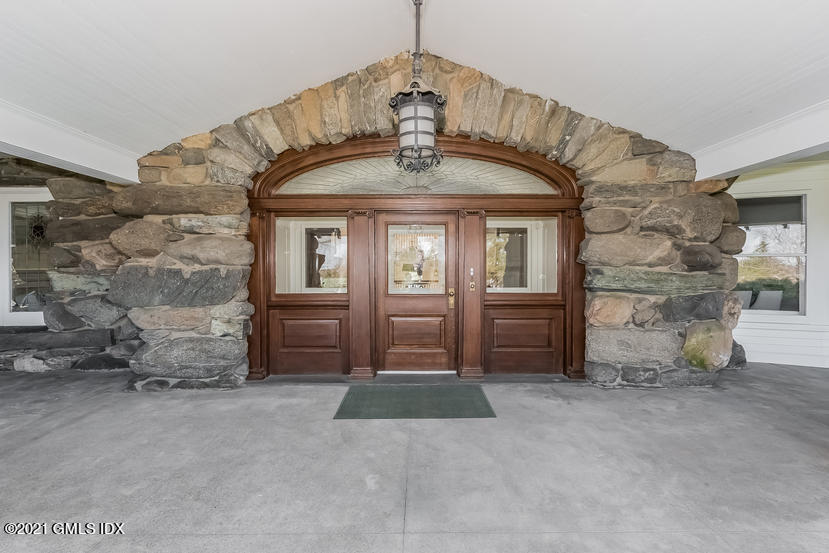 432 Field Point Road Greenwich, CT 06830 - Photo 55 of 56 005-Front_Entrance-1572683-mls